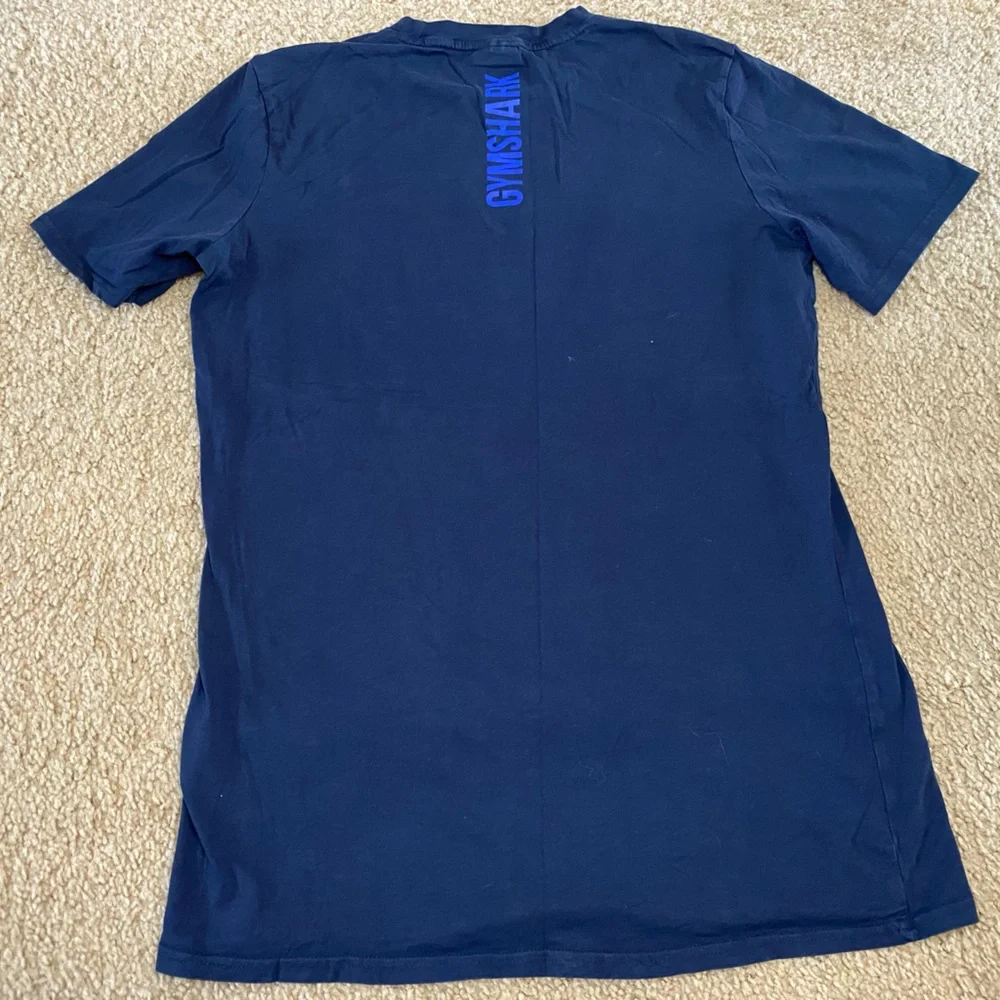 Gymshark shirt medium